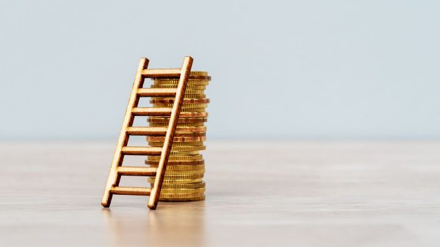 Boosting Income with Target Maturity Bond ETFs: A Modern Approach