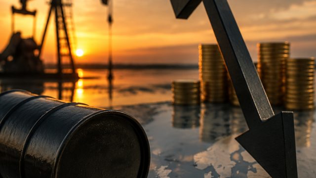 The Impact of Declining Oil Prices on European Inflation Control
