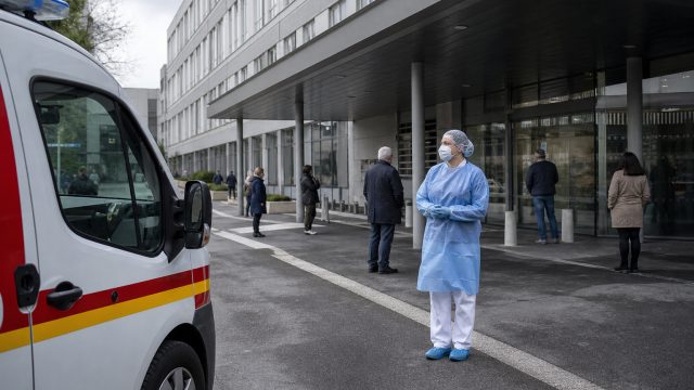 France Reports First Ebola Case Amid African Outbreak Surge